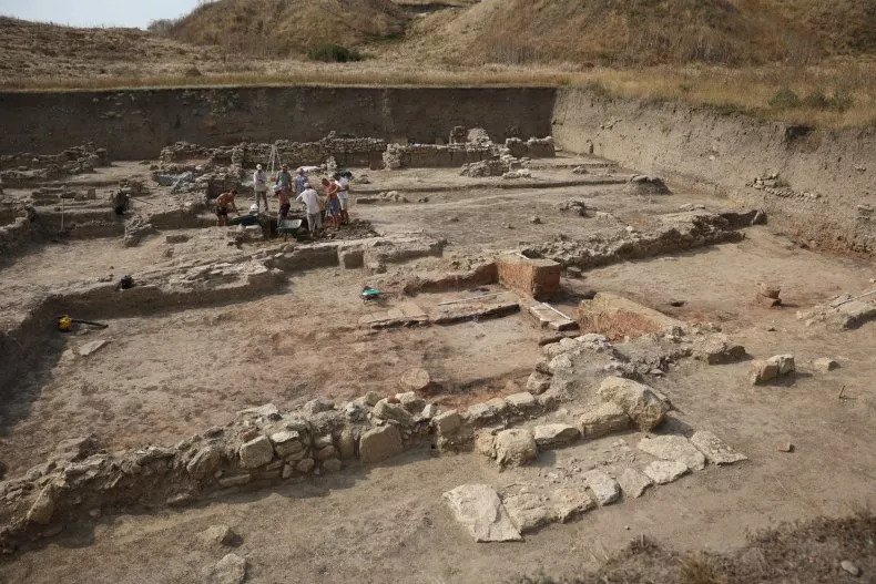 ancient synagogue discovery